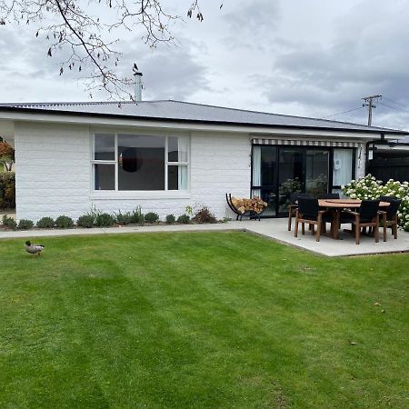 1 - Delightfully Fresh, Private Home Close To Town Wanaka Exterior foto